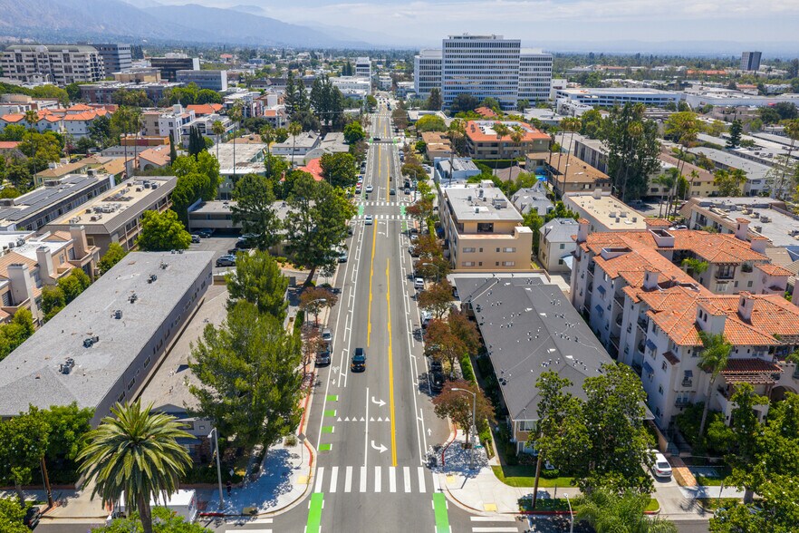 More Photos Of 200 S Madison Ave, Pasadena Apartments For Sale