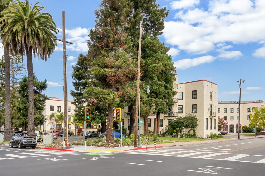 More Photos Of 2536 Santa Clara Ave, Alameda Apartments For Sale