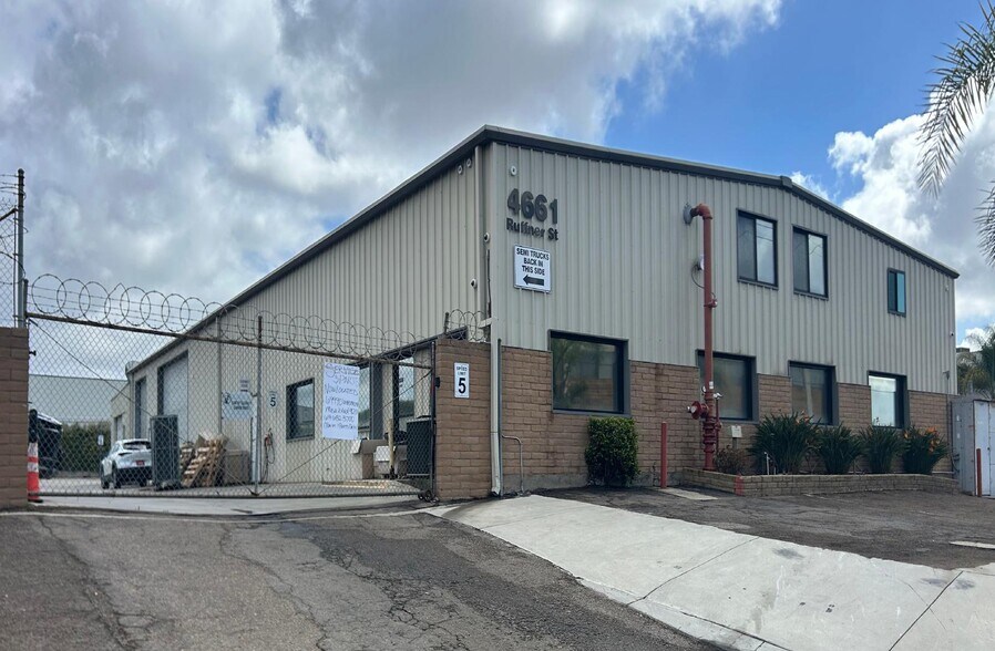 Primary Photo Of 4661 Ruffner St, San Diego Manufacturing For Lease