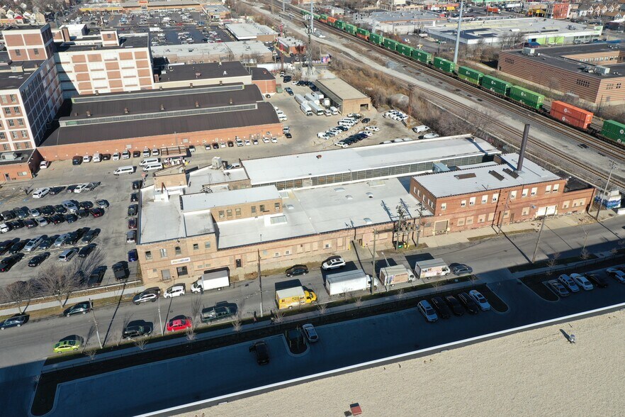 More Photos Of 2512 W 24th St, Chicago Manufacturing For Sale