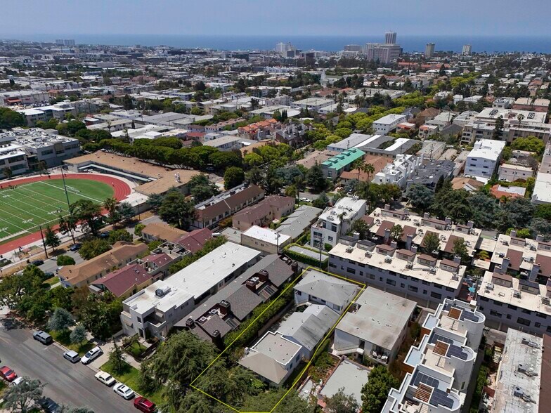 More Photos Of 938 15th St, Santa Monica Apartments For Sale