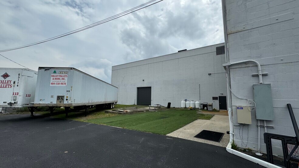 More Photos Of 1727-1801 Union Blvd, Allentown Warehouse For Lease
