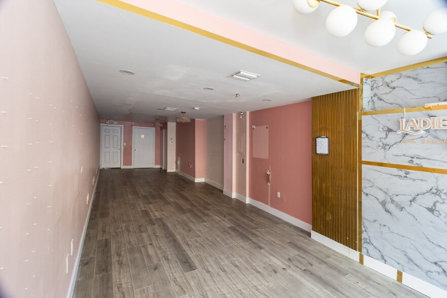 More Photos Of 1034-1040 NW 3 Ave, Miami Storefront Retail Residential For Lease