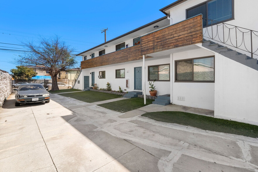 More Photos Of 10329 S Inglewood Ave, Inglewood Apartments For Sale