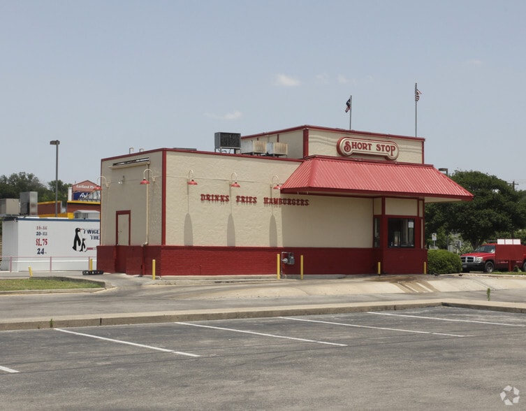 More Photos Of 1138-1144 Airport Blvd, Austin Unknown For Lease