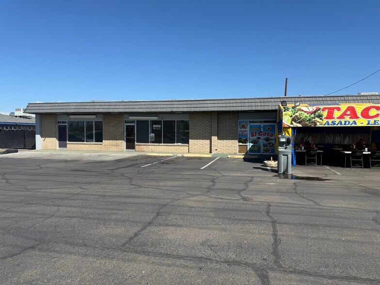 More Photos Of 5138 W Camelback Rd, Glendale Freestanding For Lease