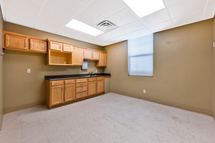 More Photos Of 7478 S Campus View Dr, West Jordan Medical For Sale