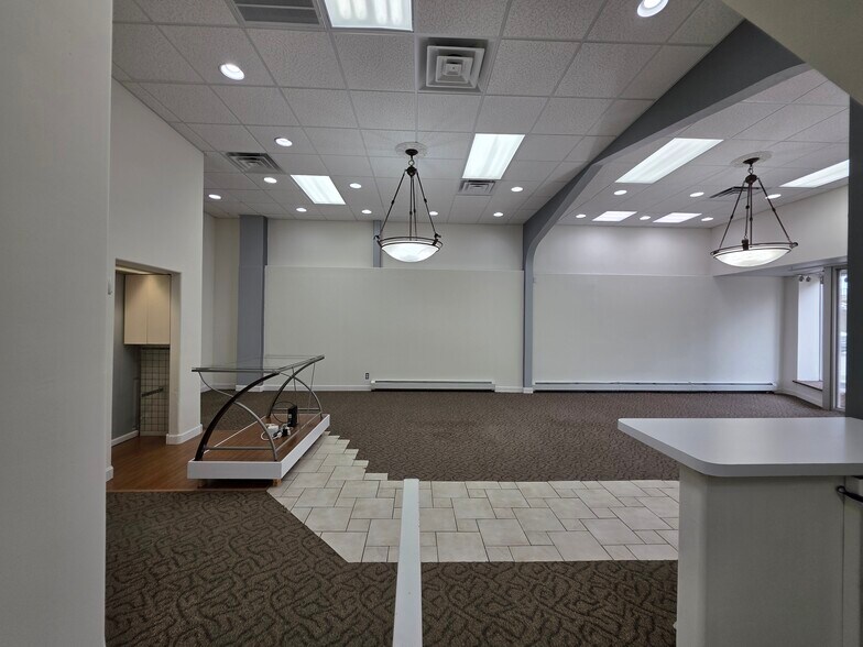 More Photos Of 205 Main St S, Minot Storefront Retail Office For Lease