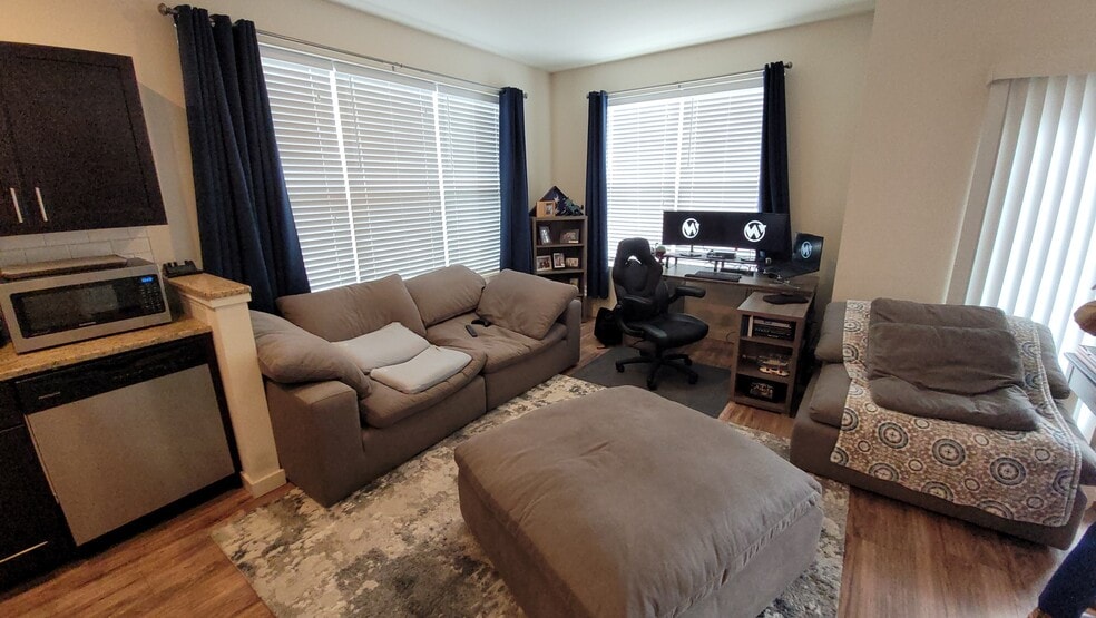 More Photos Of 115 N Feltus St, South Amboy Apartments For Sale