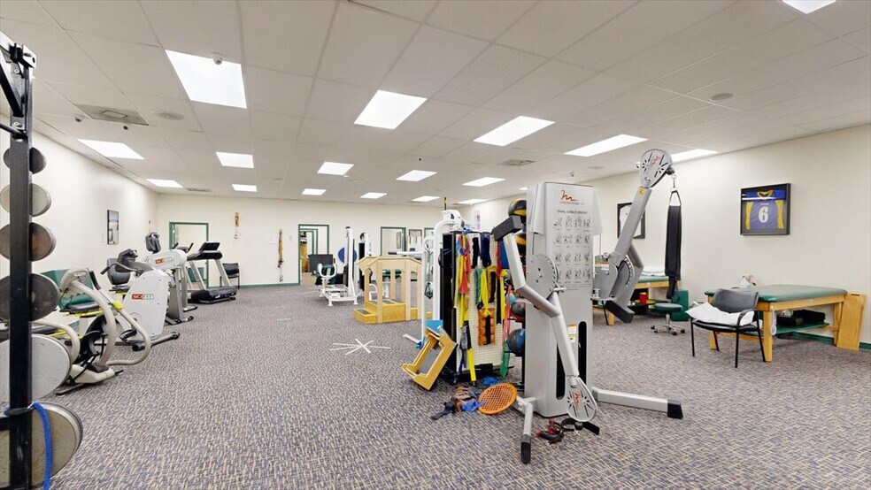 More Photos Of 113 Bo Bo Dr, Crystal Springs Freestanding For Lease