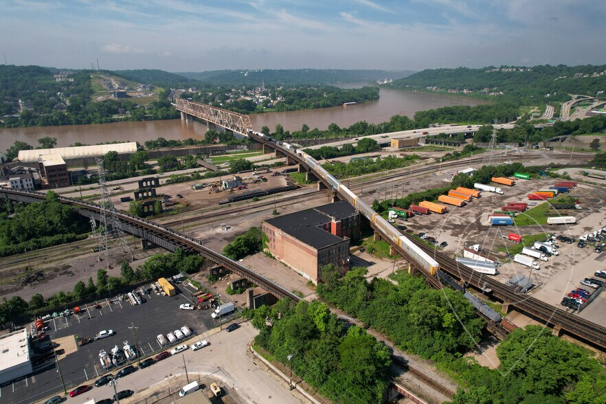 More Photos Of 1275 Budd St, Cincinnati Warehouse For Sale