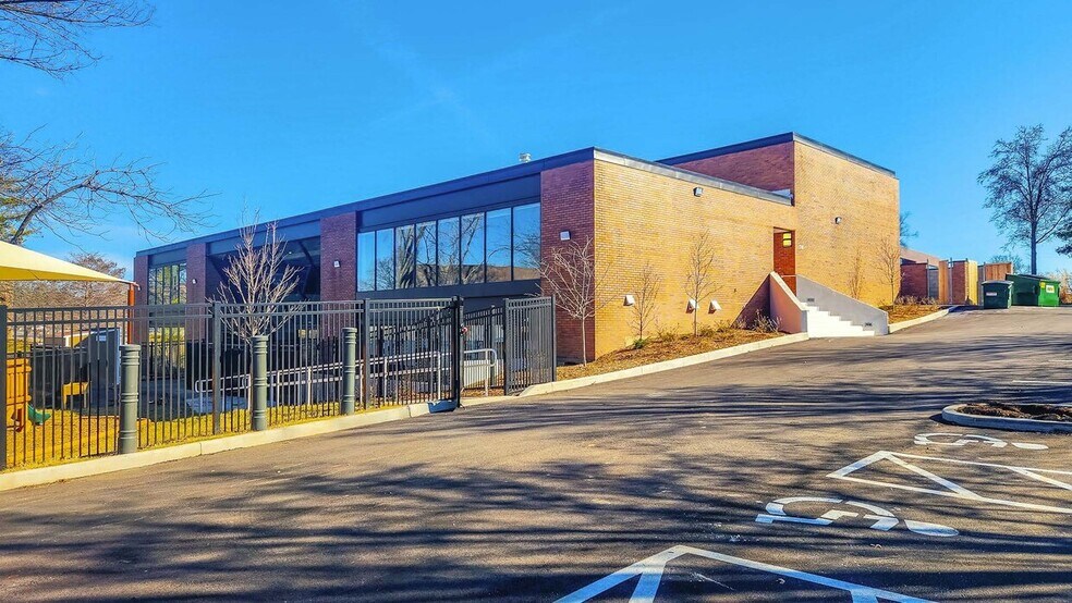 Primary Photo Of 689 Craig Rd, Creve Coeur Daycare Center For Sale