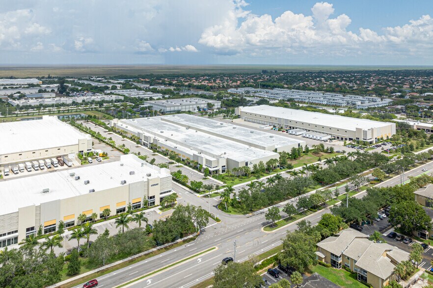 More Photos Of 4250 Coral Ridge Dr, Coral Springs Manufacturing For Lease