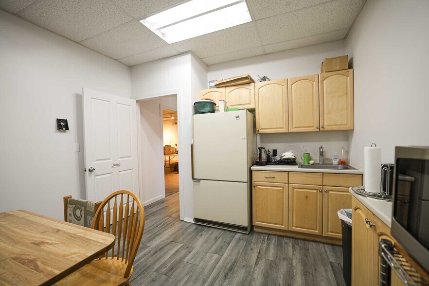 More Photos Of 2470 US Highway 1, Lawrenceville Freestanding For Lease