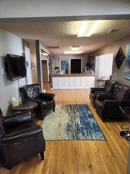 More Photos Of 10150 NW Glencoe Rd, North Plains Medical For Lease