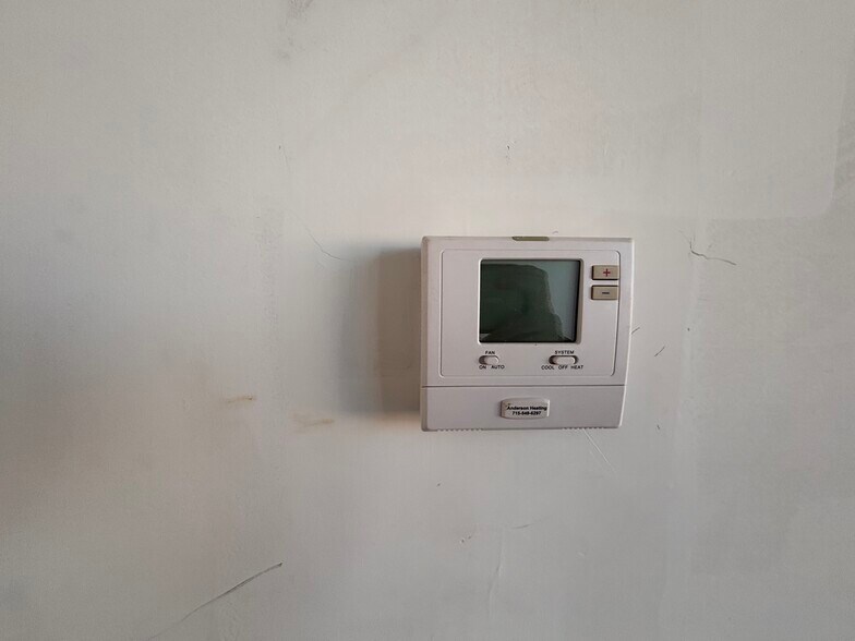 More Photos Of 1439 7th St, Houlton Self Storage For Sale