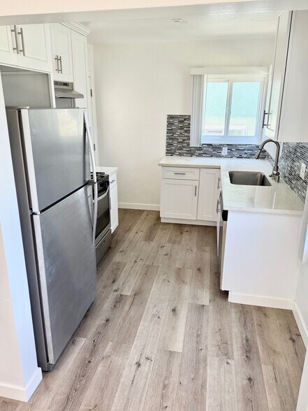 More Photos Of 1112 E Imperial Ave, El Segundo Apartments For Sale