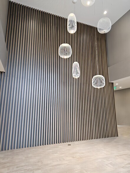 More Photos Of 7950 NW 53rd St, Doral Medical For Sale