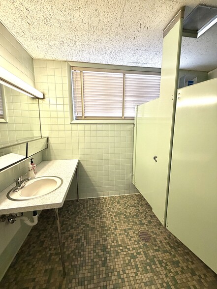 More Photos Of 6538 Baptist Way, East Syracuse Medical For Sale