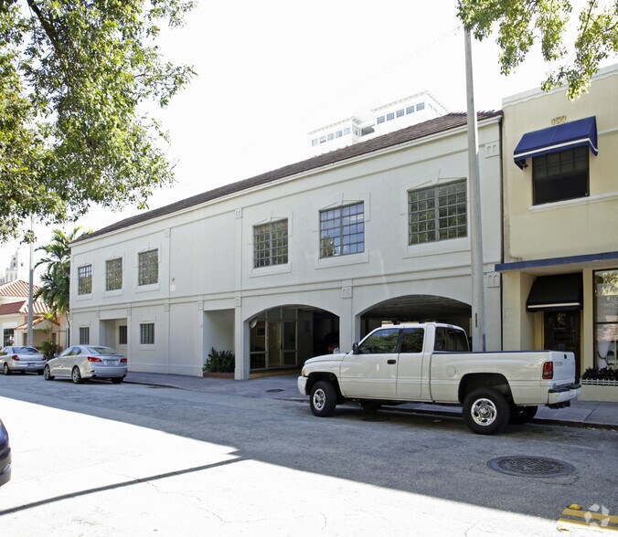 Primary Photo Of 370 Minorca Ave, Coral Gables Medical For Lease