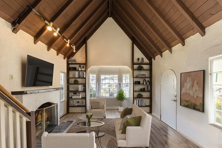 More Photos Of 1084 Cass St, Monterey Medical For Sale