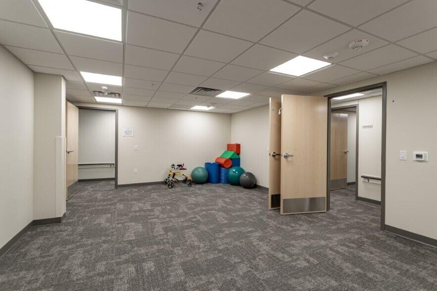 More Photos Of 520 N 28th Ave, Wausau Medical For Sale