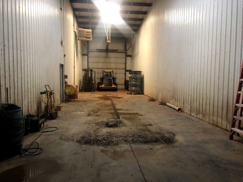 More Photos Of 10280 3W St SW, Killdeer Industrial For Sale