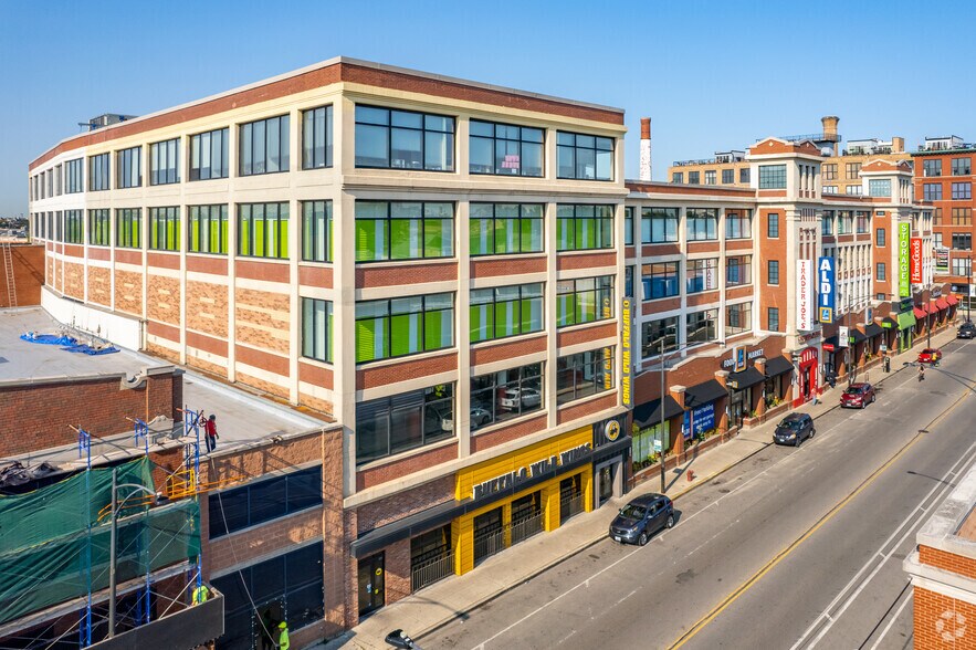 Primary Photo Of 1836-1840 N Clybourn Ave, Chicago Loft Creative Space For Lease