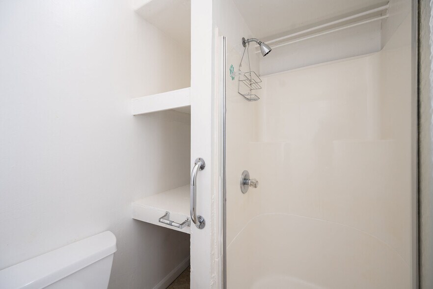 More Photos Of 1073 Bush St, San Francisco Apartments For Sale