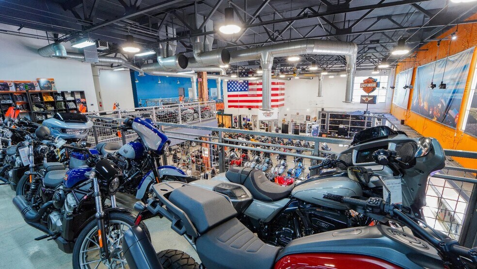 More Photos Of 8677 Research Dr, Irvine Showroom For Sale