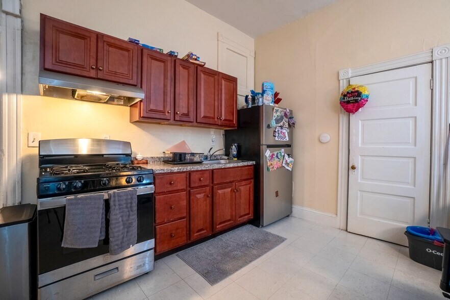 More Photos Of , Baltimore General Retail For Sale