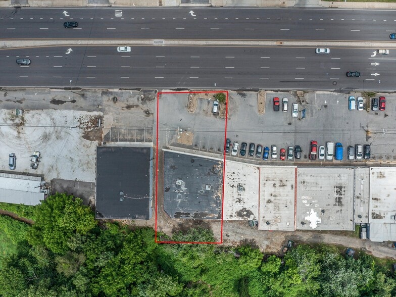 More Photos Of 1070-1076 Patton Ave, Asheville Storefront Retail Office For Lease