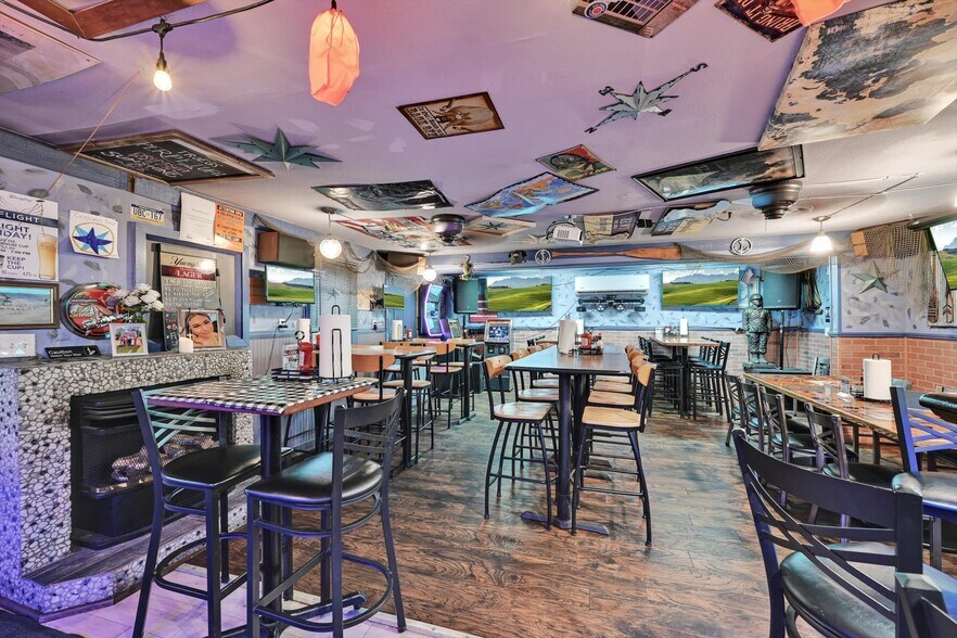 More Photos Of 10 W Oak St, Frackville Restaurant For Sale