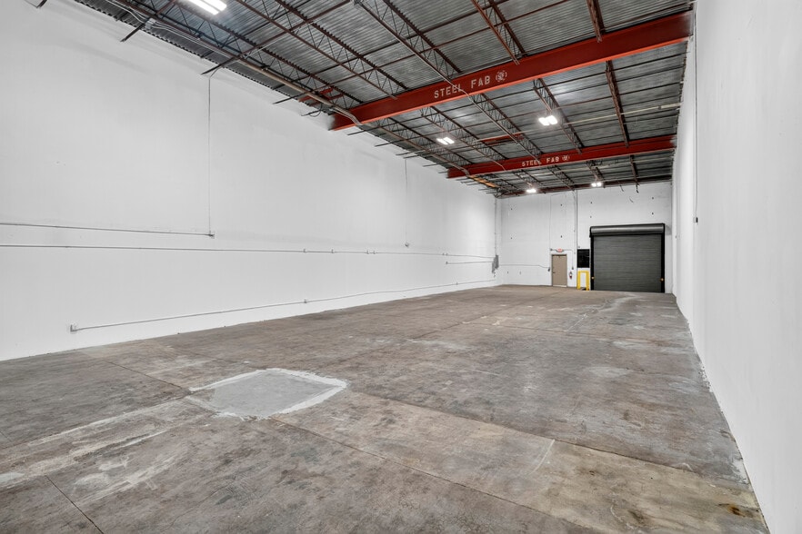 More Photos Of 3402 SW 26th Ter, Fort Lauderdale Warehouse For Lease