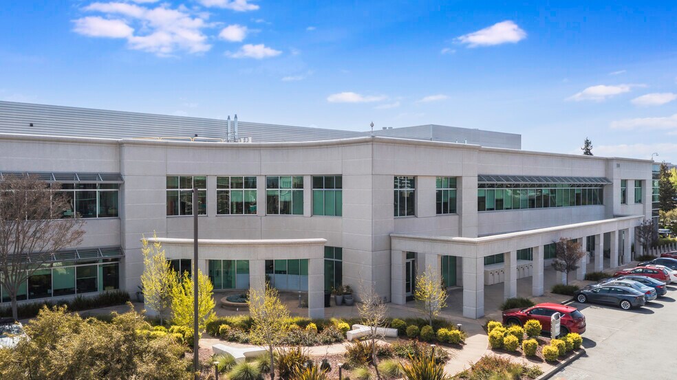 More Photos Of 700 Bay Rd, Redwood City Medical For Lease