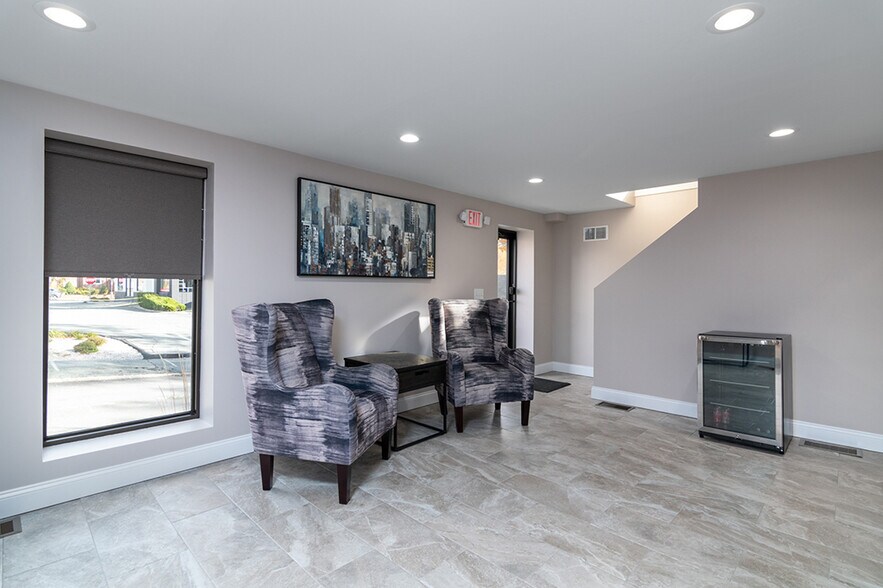 More Photos Of 838 Reservoir Ave, Cranston Freestanding For Sale