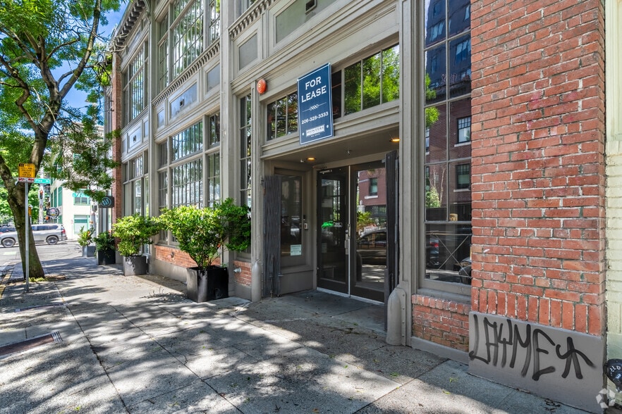 More Photos Of 401 E Pine St, Seattle Freestanding For Lease