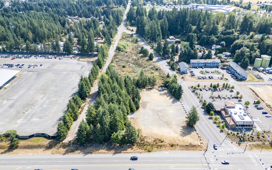 More Photos Of 10301 Eustis Hunt Rd E, Graham Land For Sale