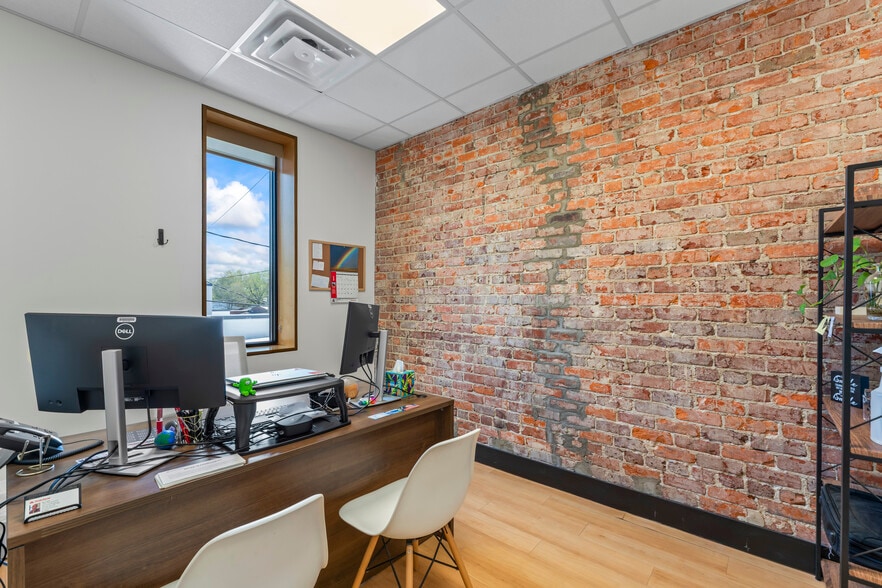 More Photos Of 108 N Arendell Ave, Zebulon Office For Sale