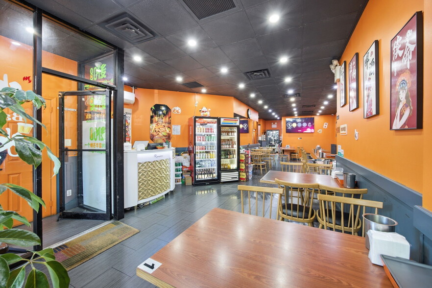 More Photos Of 136-21 41st Ave, Flushing Storefront Retail Office For Sale