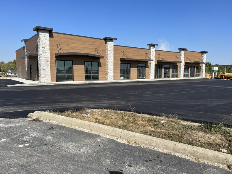 Primary Photo Of 1737 S. State Road 57, Washington Restaurant For Sale