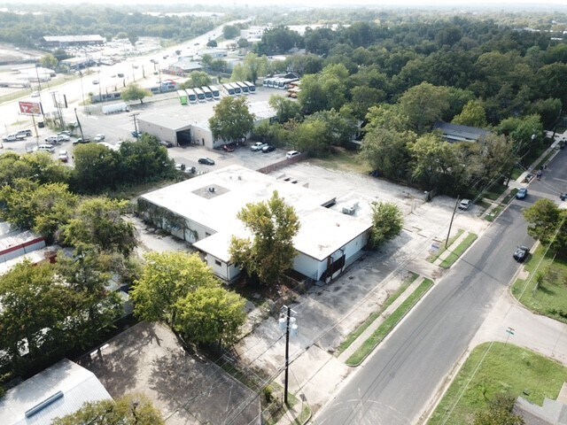 More Photos Of 1135 Gunter St, Austin Flex For Sale