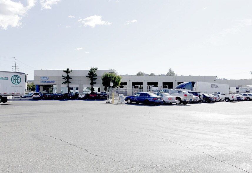 More Photos Of 875-943 S Azusa Ave, City of Industry Unknown For Lease