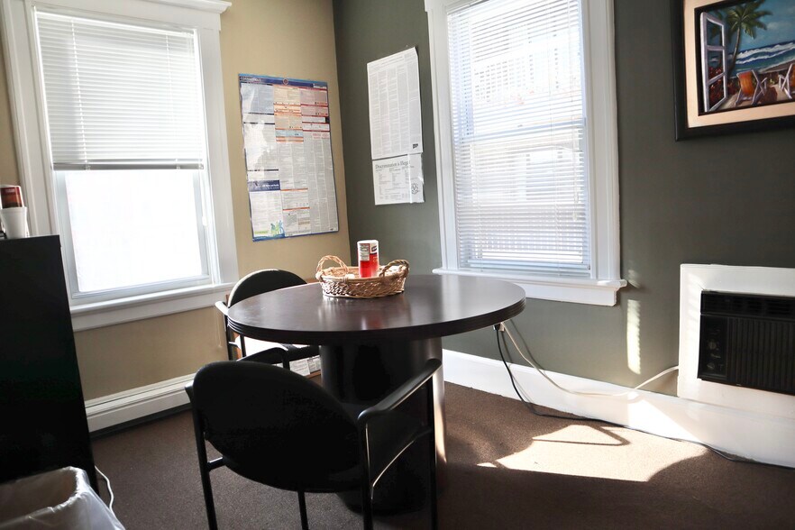 More Photos Of 1480 Bedford St, Stamford Office For Lease