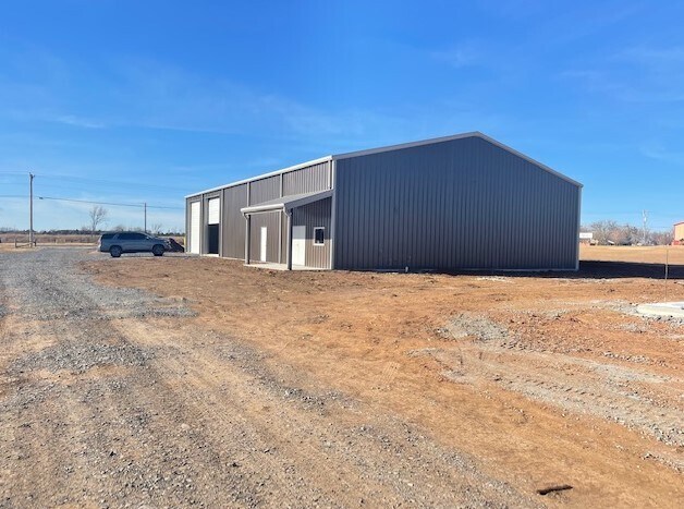 Primary Photo Of 10051 N Harrison, Shawnee Unknown For Lease