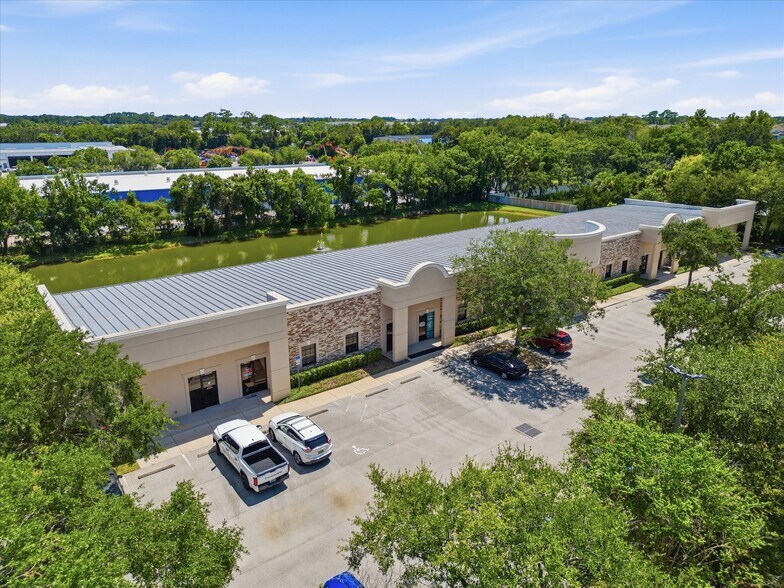 More Photos Of 4009-4033 W 1st St, Sanford Office For Sale