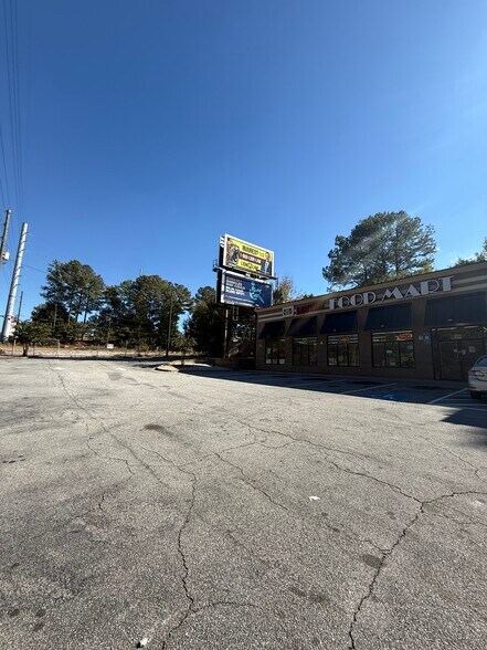 More Photos Of 4421 Glenwood Pky, Decatur Unknown For Lease