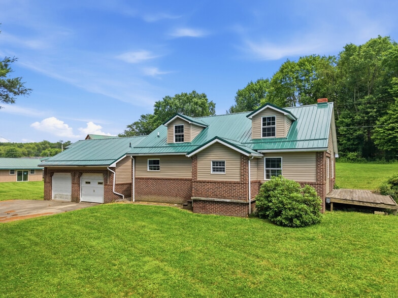 More Photos Of 101 Burtner Rd, Butler Office For Sale