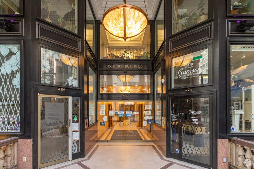 More Photos Of 470 Granville St, Vancouver Office For Lease