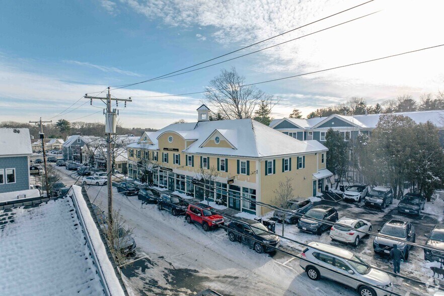 More Photos Of 60 Railroad Ave, South Hamilton Office For Lease